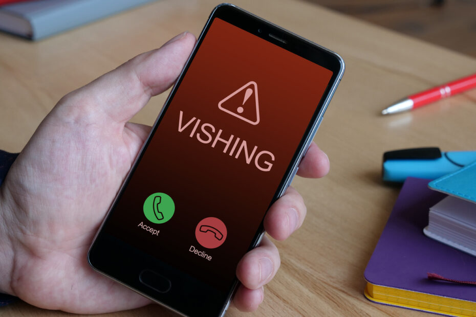 vishing, mobile phone, cyberattaque, cybersécurité, crise, communication de crise, cyber IA,